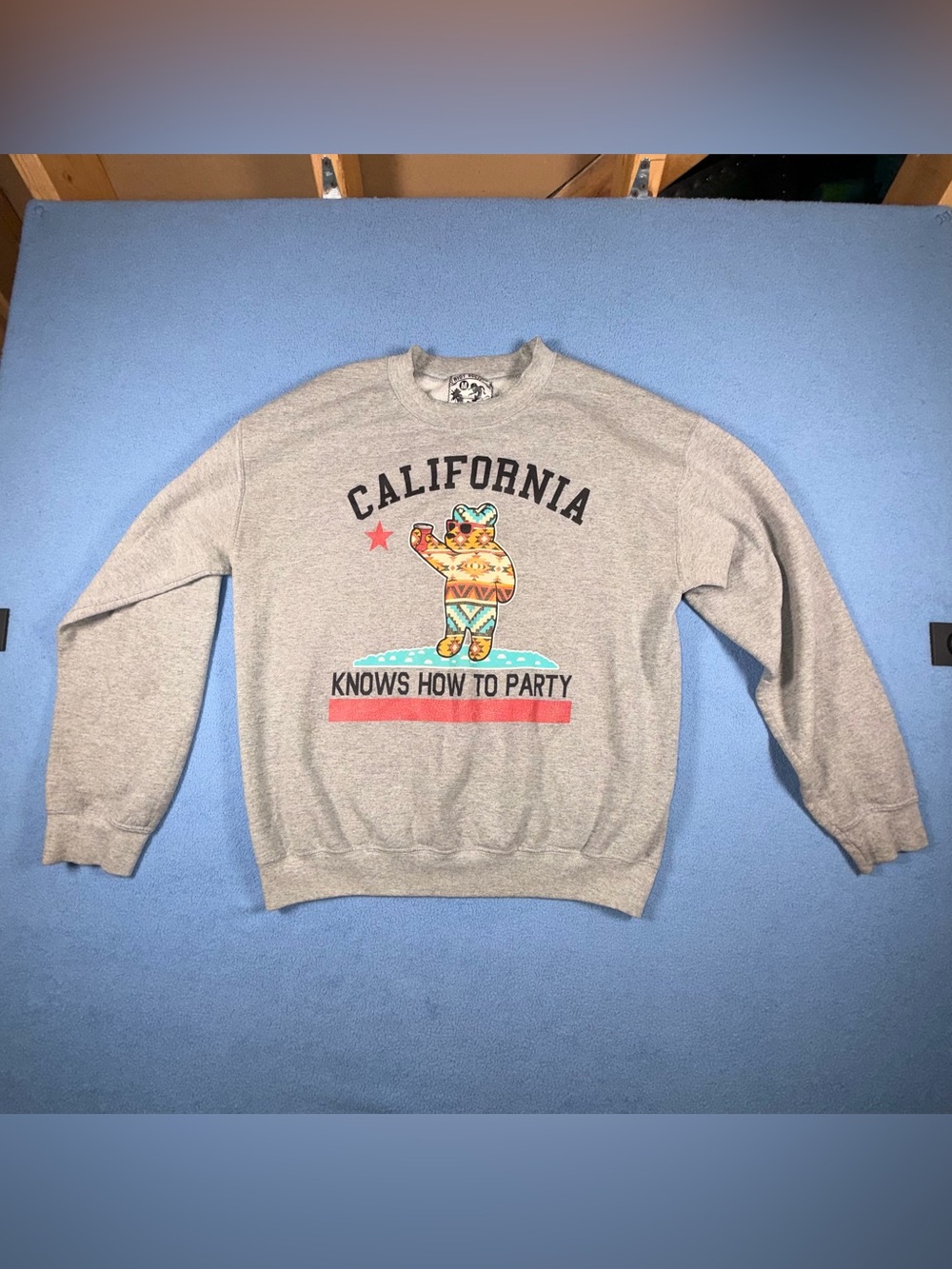 riot society Grey California Bear Graphic Crewneck Sweatshirt